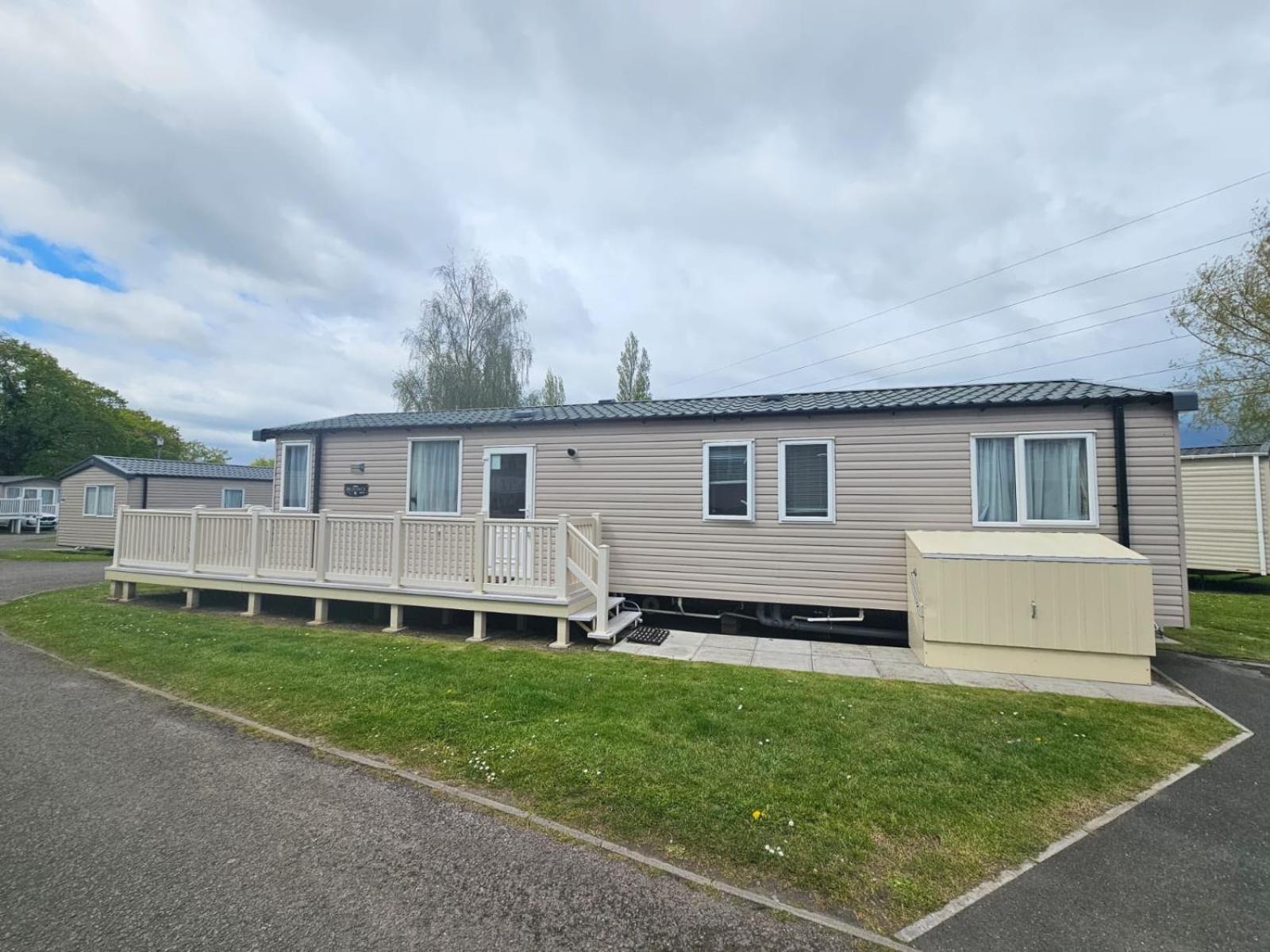 Rockley Park Private Holiday Homes Poole Ngoại thất bức ảnh